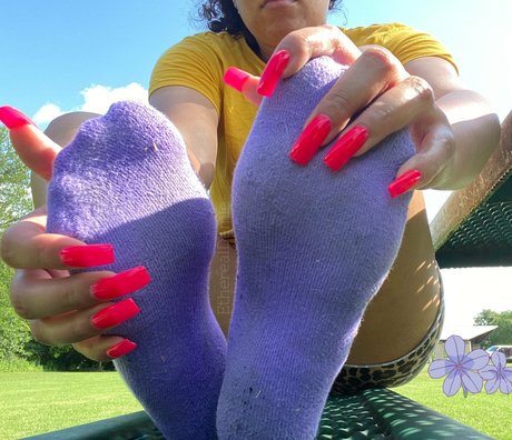 etherealdemie feet nus star du porno img