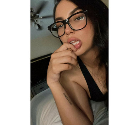 Perla Lucero star du porno chaude image