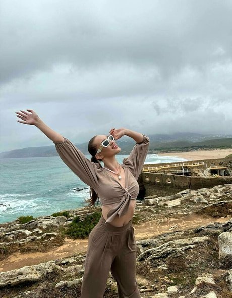 valerie chantal nus star du porno galerie