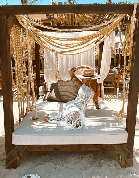 gypsytales nus de stars du porno photos