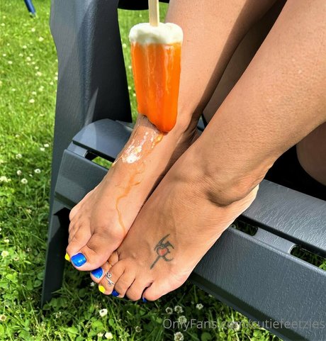 cutiefeetzies étoile xxx photo