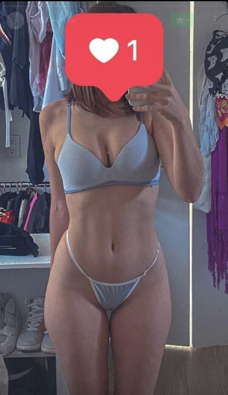 Dayanara Avelar belle star du porno galerie