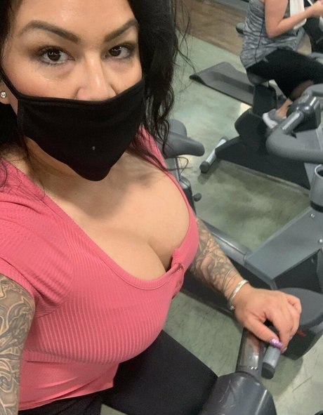 sindeestylez actrice nue des photos