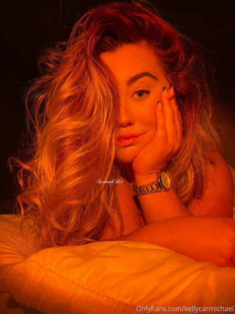 kellycarmichael jolie actrice galeries