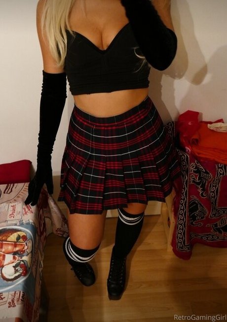 RetroGamingGirl modèle gratuit galerie