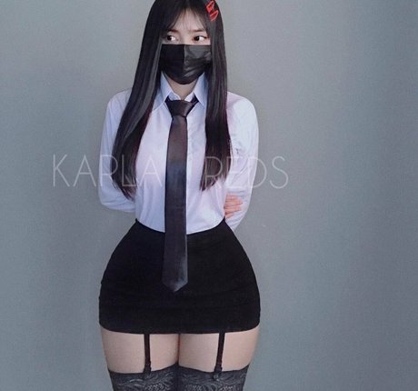 Karla Reds étoile nue galeries