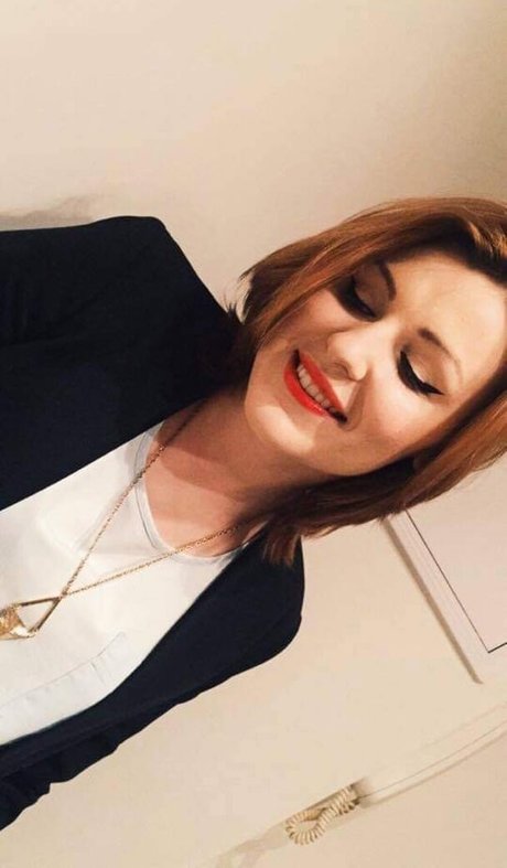 JennyHotWife actrice nue img