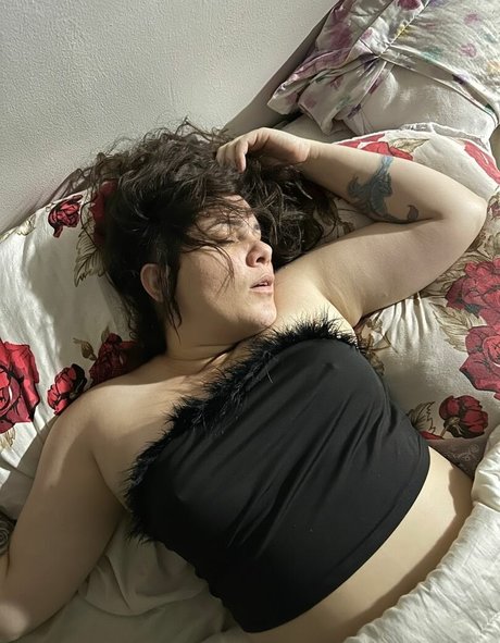 Mayla Souza modèle joli archive