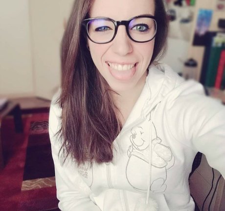 AnotherFaker belle actrice des photos