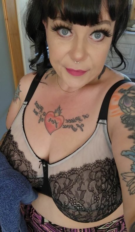 Jennasparrow actrice nue photo