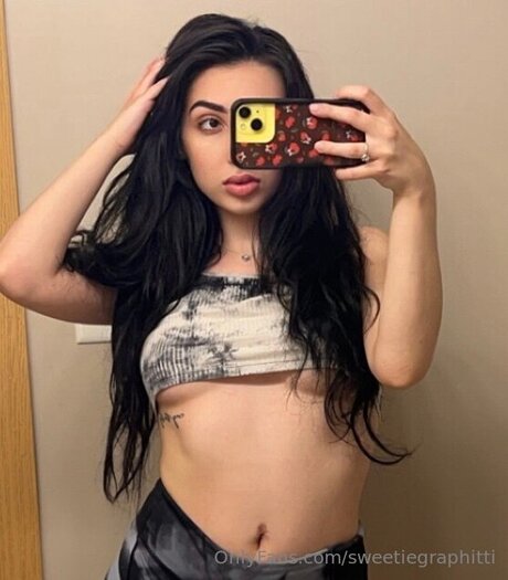 sweetiegraphitti modèle porno collection