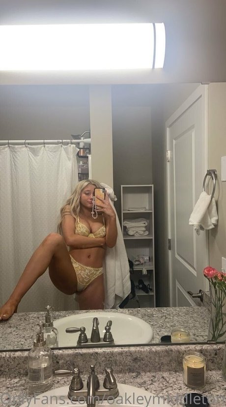 brookebaden modèle de haute qualité img