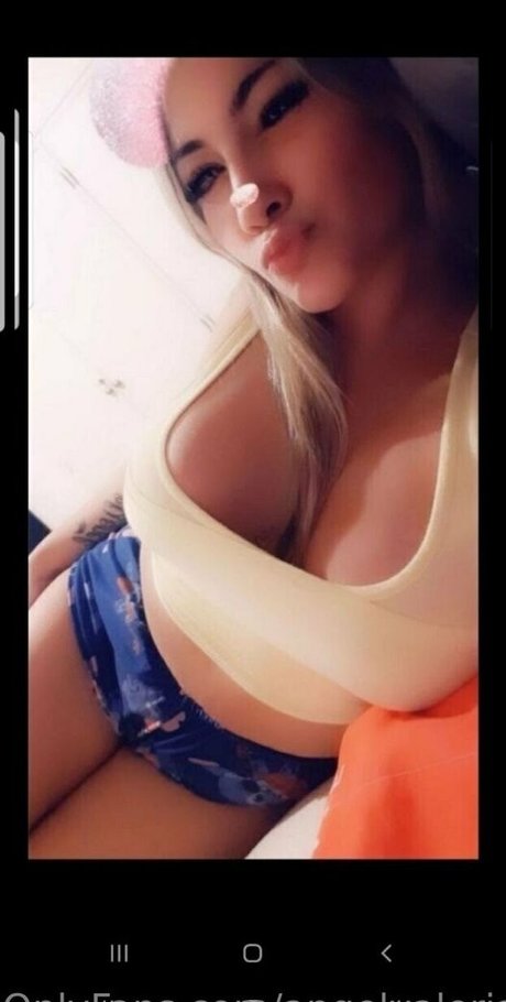 valeriiaheaven étoile sexy image