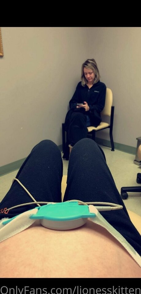 lionesskitten modèle exclusif galeries