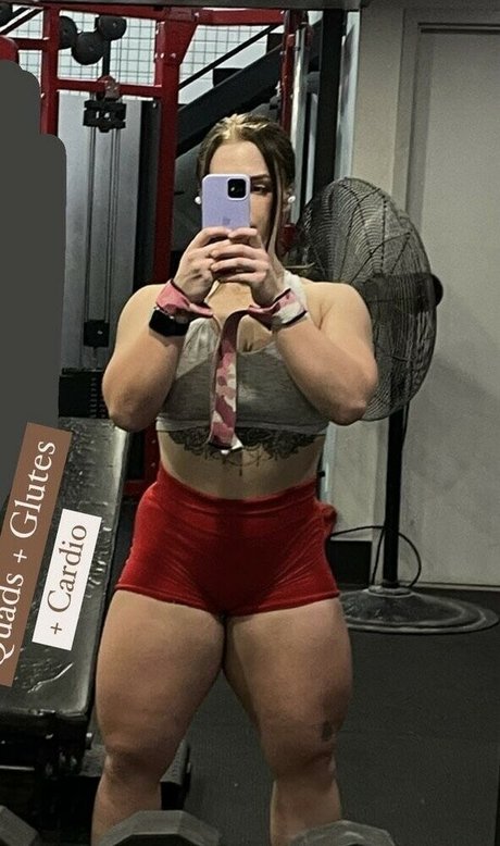 Kel saay modèle sexy images