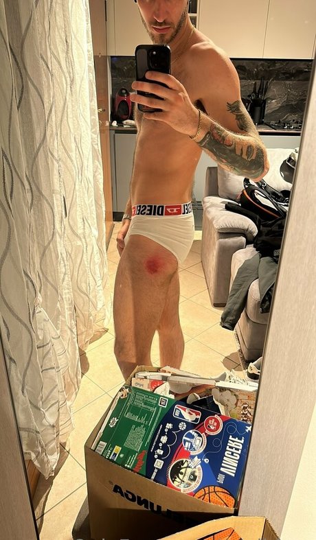 acoilduro star pornographique photos