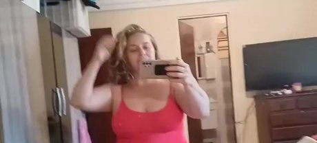 Compartilhando modèle adulte images