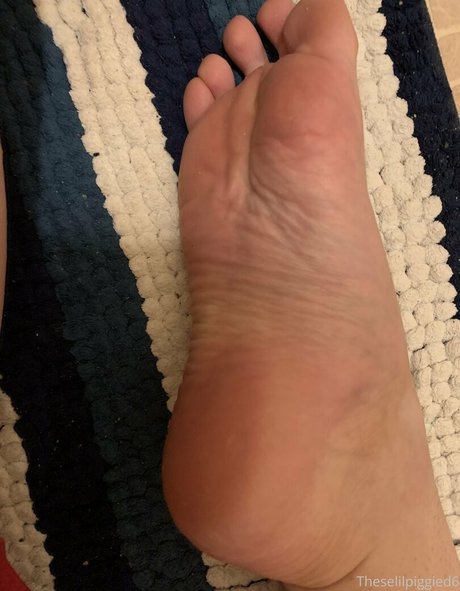 theselilpiggie6 jolie actrice des photos