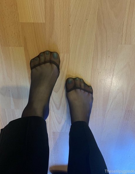 theselilpiggie6 star du porno gratuite galeries