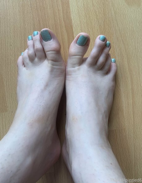 theselilpiggie6 star érotique photos