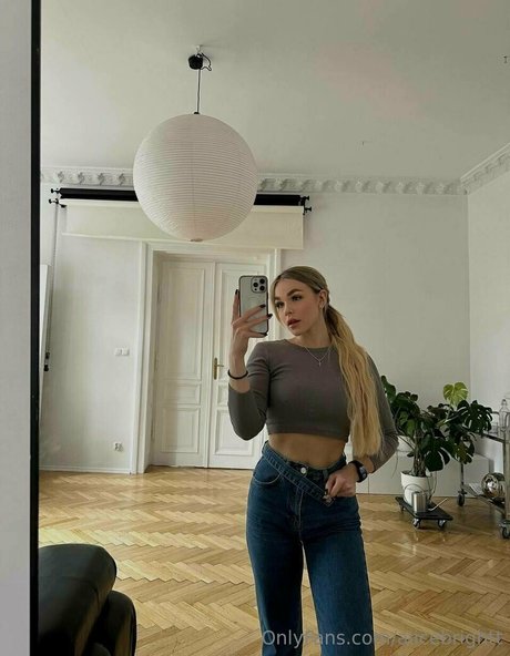 april007free star exclusive des photos