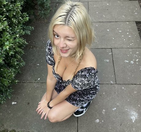 Sabrina Fuentes modèle pornographique img