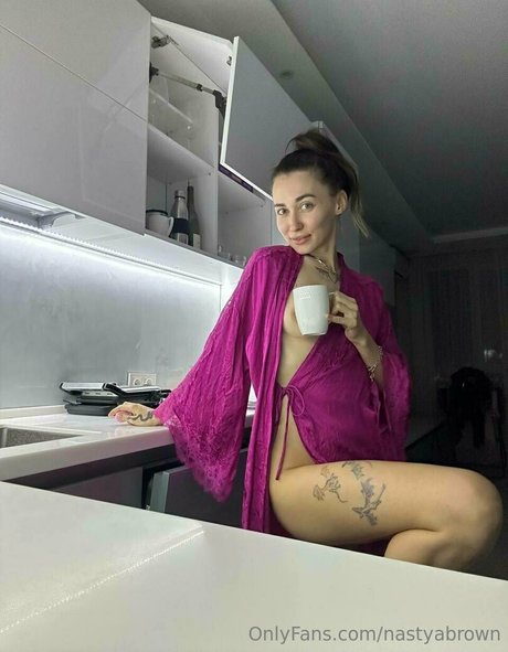 nastyabrown star érotique img