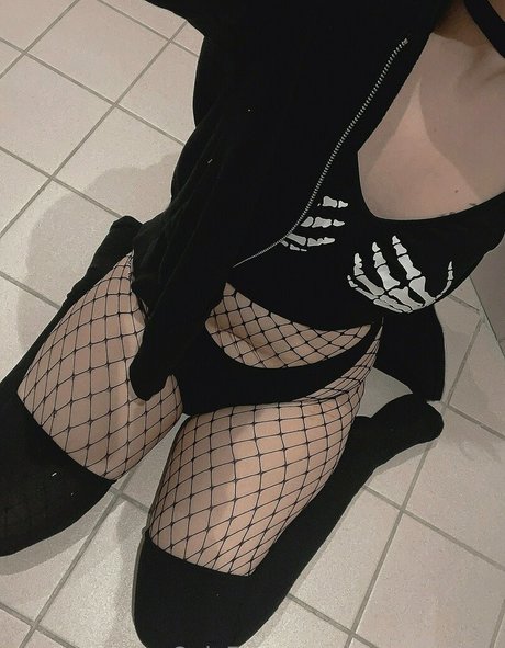 pxppycorpse modèle chaud images