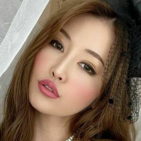 Cyberjapan Dancers actrice de grande qualité archive