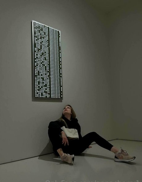 annacherry1 actrice érotique image