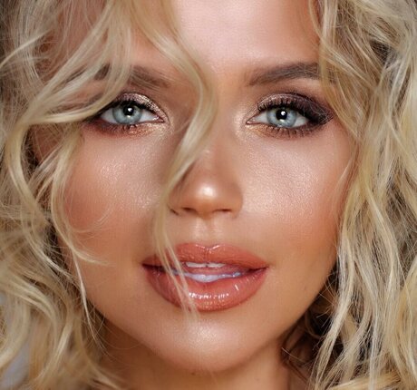 Veronika Dash sexe star du porno images