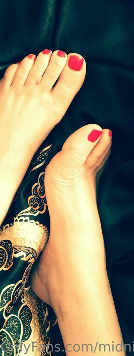 midnightmistress2023 haut étoile archive