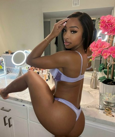 raelynn77 modèle magnifique img