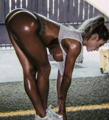 Vanessamfit modèle joli archive