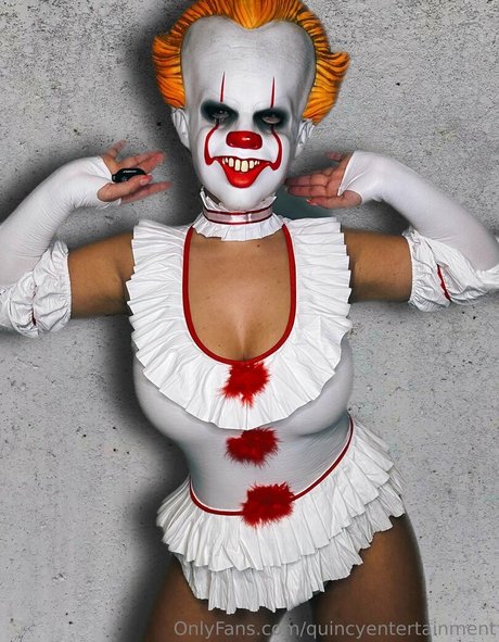 quincyentertainment modèle sexy photos