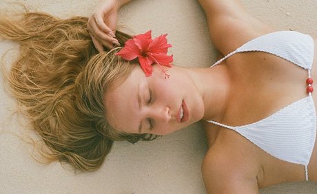 Sailor Brinkley Cook star du porno exclusive photo