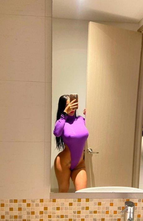 labarbiehot modèle parfait img