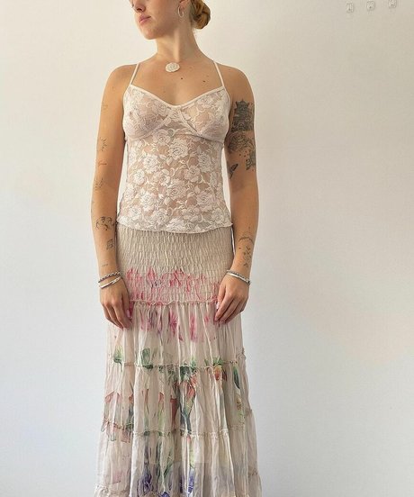 maaddielewis modèle gratuit image