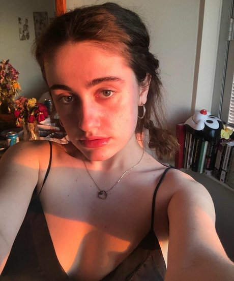 Rachel Sennott star du porno xxx img