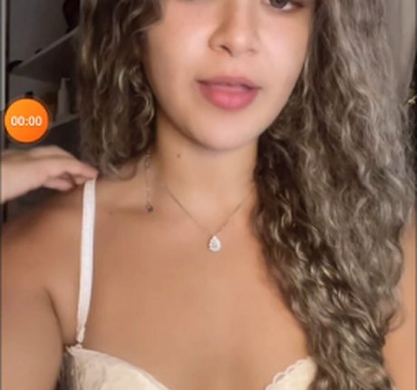 Sweet Bb modèle nu galeries