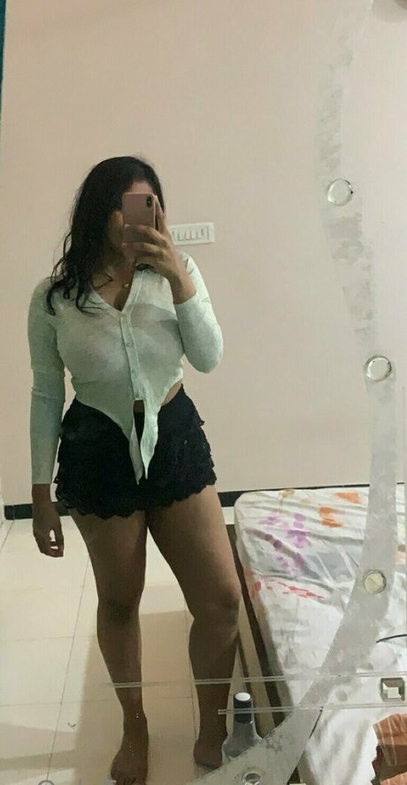 Desiaurora modèle magnifique images