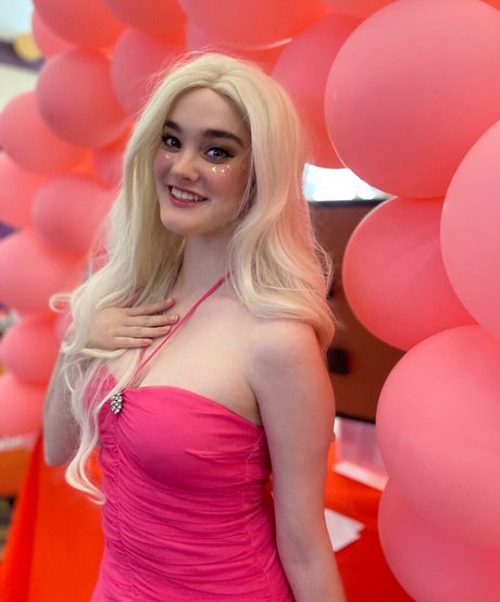 gracet cosplay jolie star du porno des photos