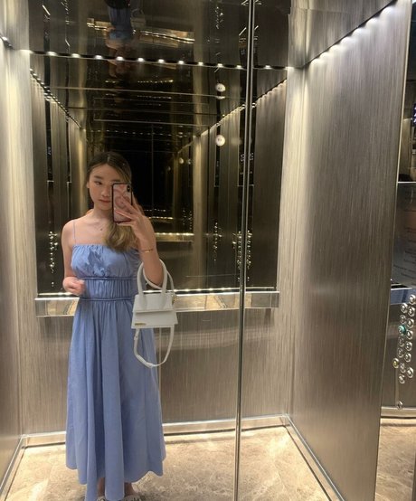 Lisabby joli modèle archive