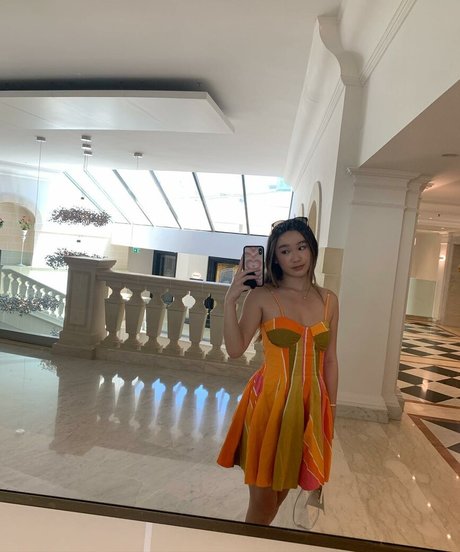 Lisabby star du porno érotique archive