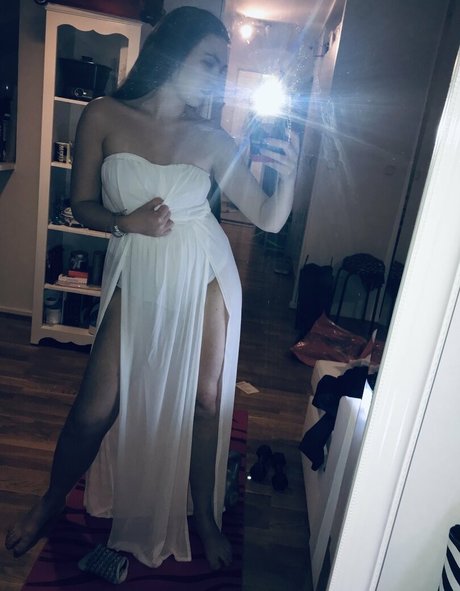 journaliste onlyfans parfait chaud des photos