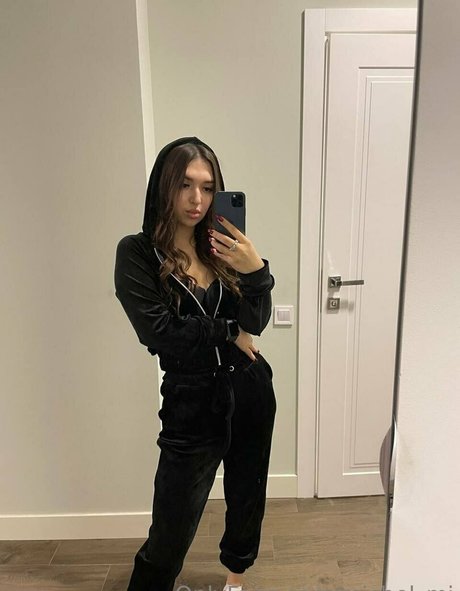 dolly reed actrice porno des photos