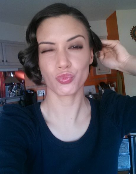 Kate De Paz star du porno sympa images