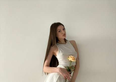 ellie noir actrice de sexe img