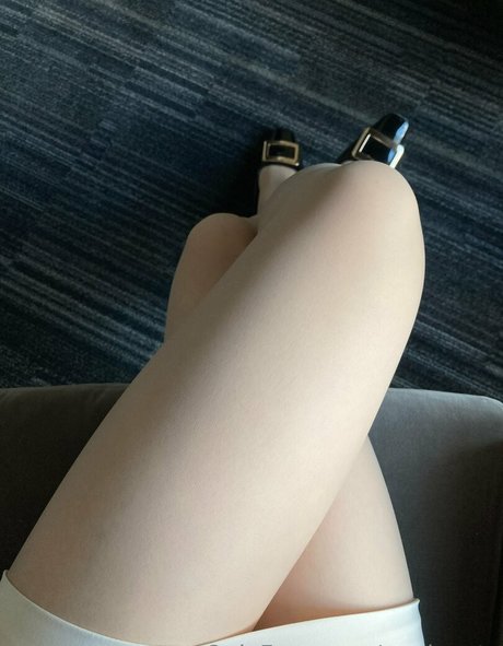 applecptv joli modèle des photos