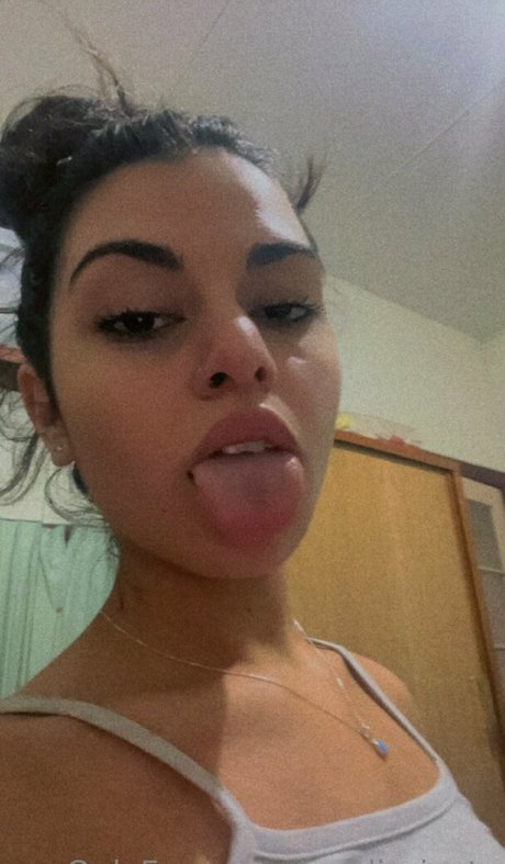 madiprivate actrice photo